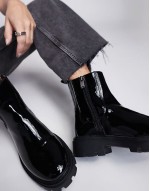 chelsea boot in black