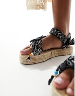 s Trekky raffia bandana print sandals in black