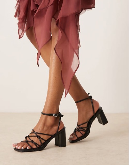 knotted block heeled sandal in black